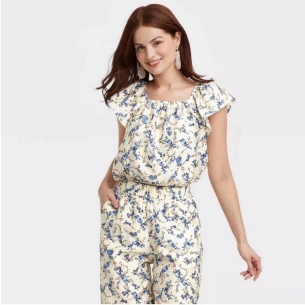 A NEW DAY | Flutter Short Sleeve Blouse